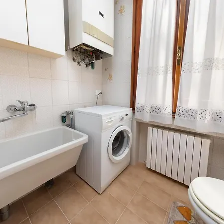 Giulia House