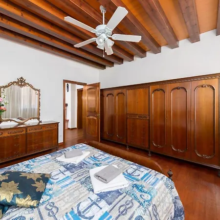 Διαμέρισμα Giulia House *