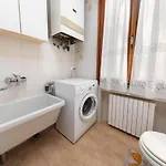 Giulia House