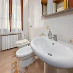 Daire Giulia House *
